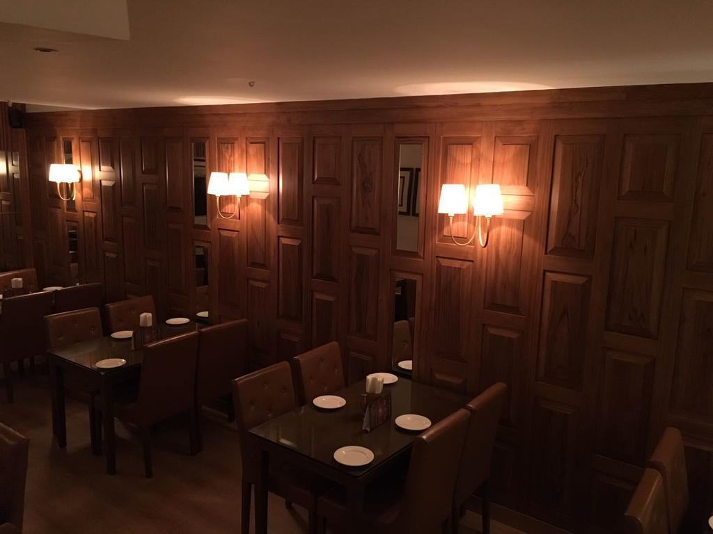 Hotel President Dehradun Luaran gambar